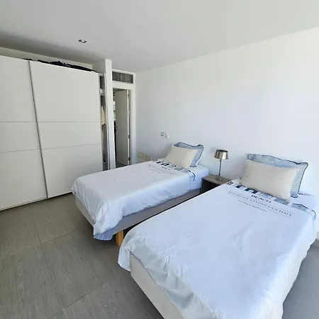 Nosotros Luxury Villa *