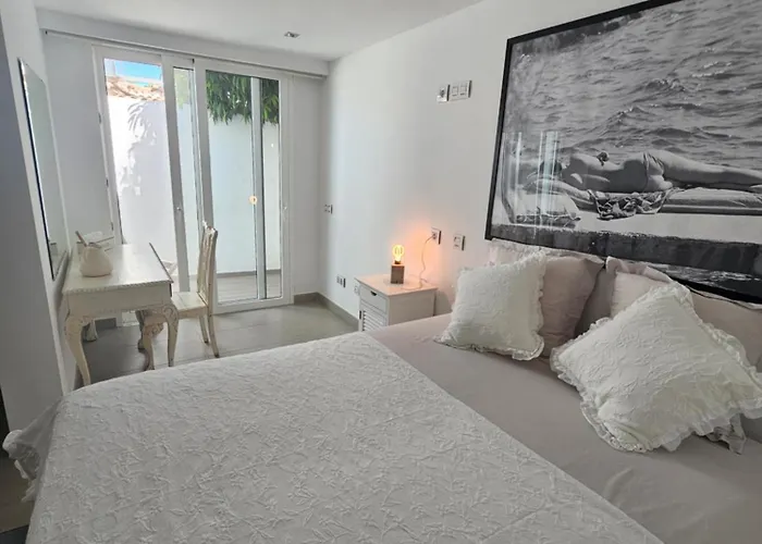 Nosotros Luxury Villa