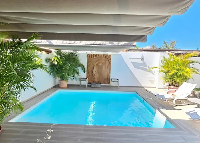 Nosotros Luxury
